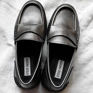 Steve Madden Women's Black Loafers